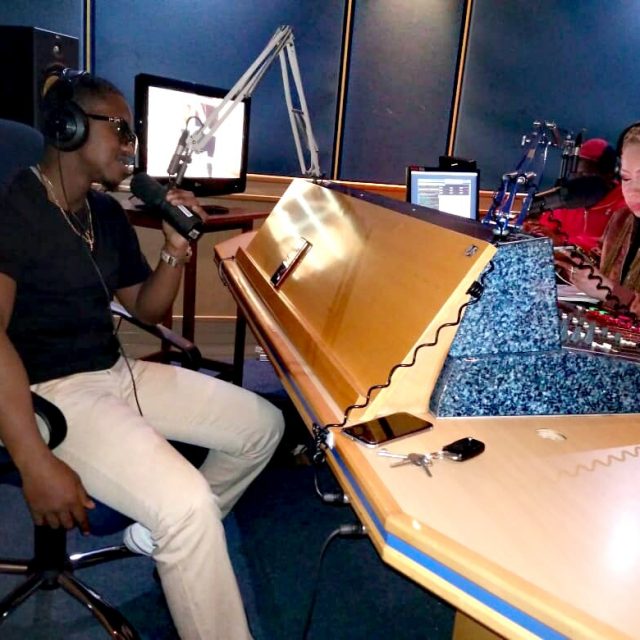 38050947_1952128455085848_8400324584884142080_n